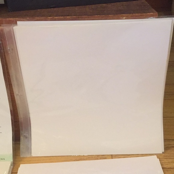 12x12 Scrapbook & extras - Picture 4 of 8